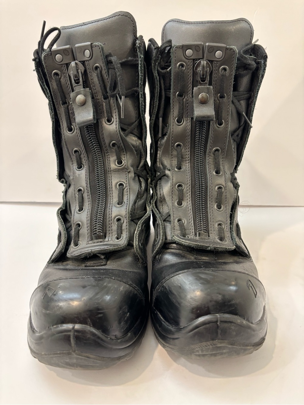 Haix AirPower XR1 Pro
US Men’s 9.5 Wide
NFPA 1977 Compliant - Picture 2 of 11